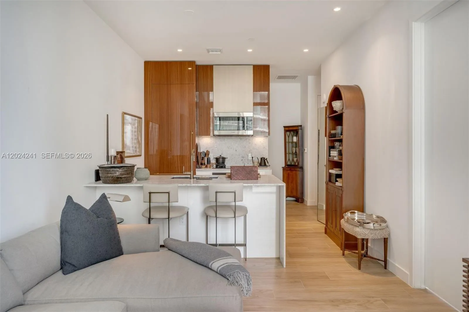 2655 S Bayshore Dr # 807, Miami FL 33133
