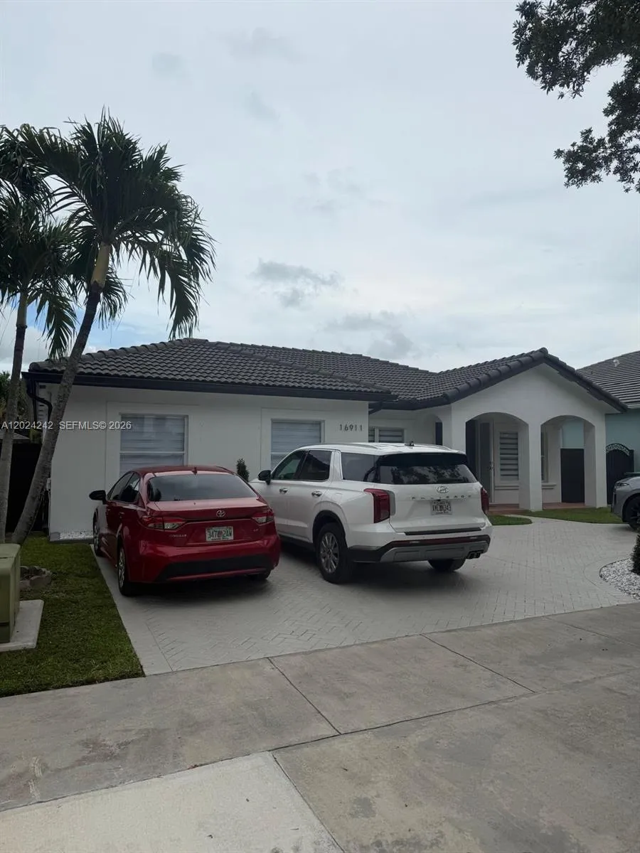 4 bedroom 2 bath for sale at 16911 NW 87th Ct, Miami Lakes FL 33018