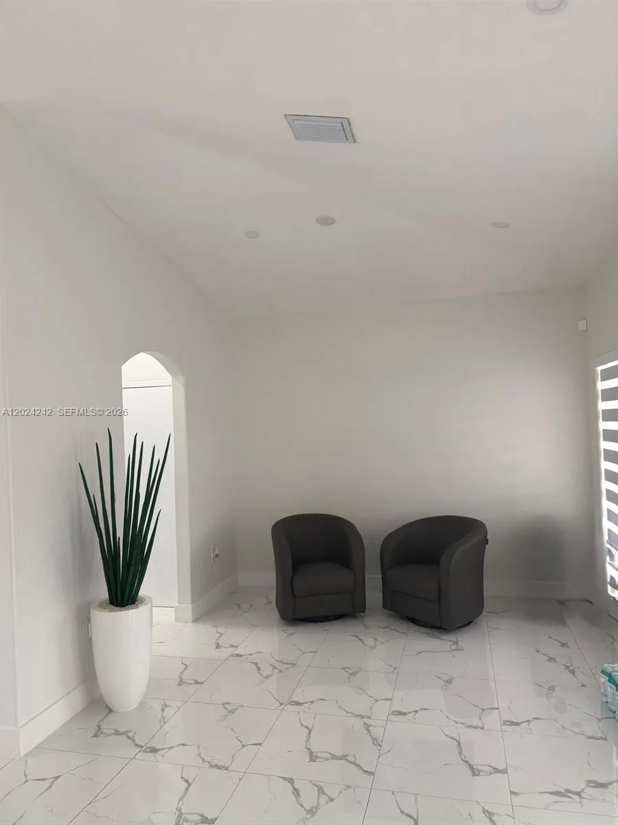 16911 NW 87th Ct, Miami Lakes FL 33018