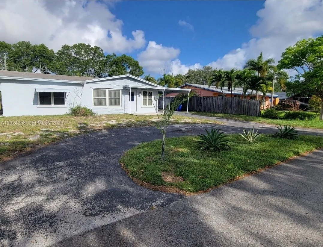 4841 NW 10th Ter, Fort Lauderdale FL 33309