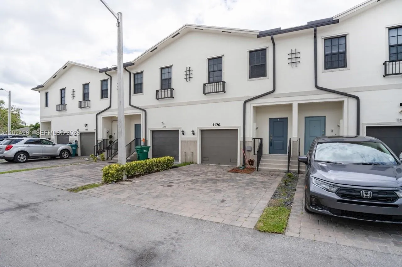 1170 SW 7th Ct # 1170, Florida City FL 33034
