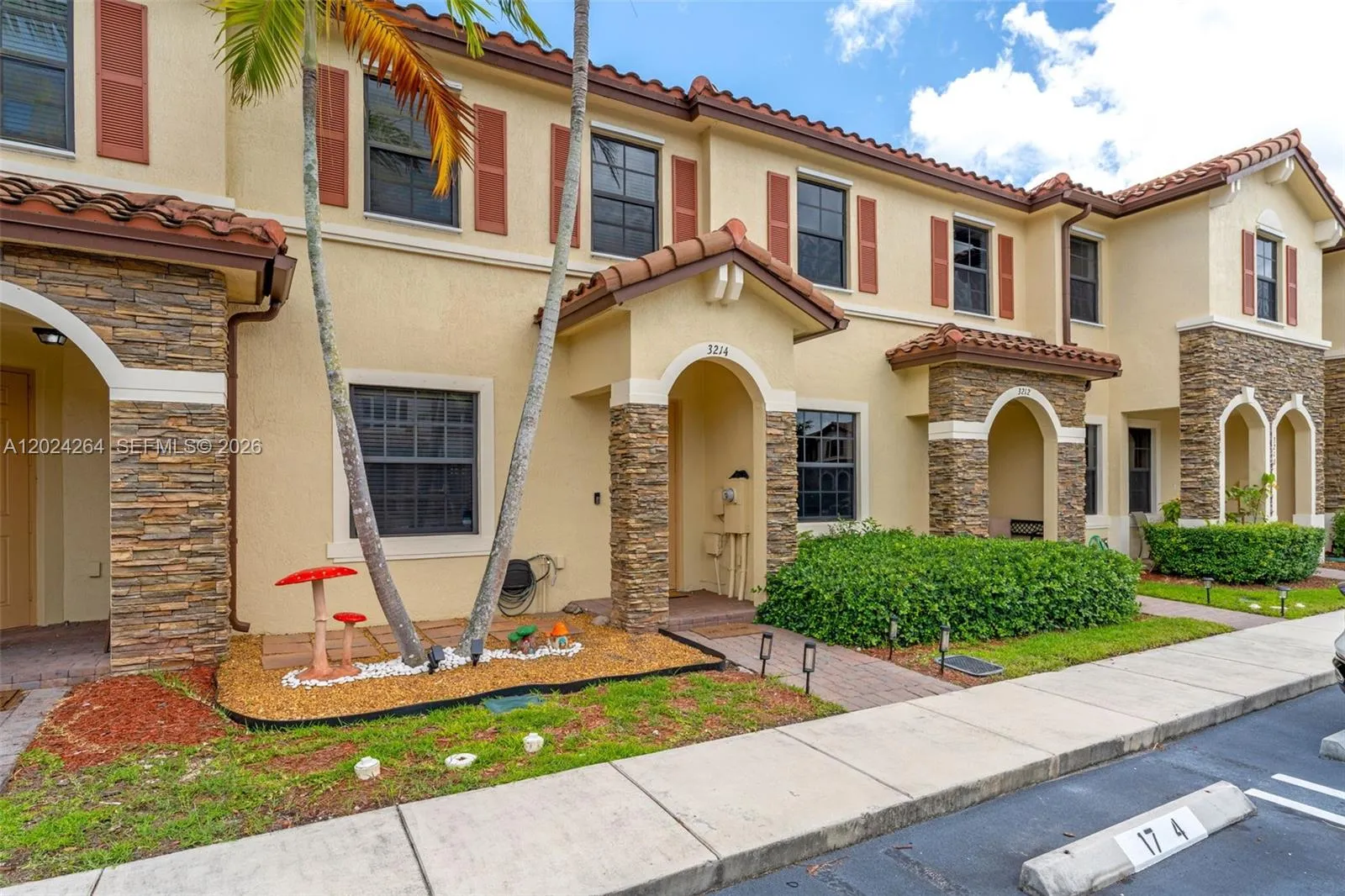 3214 SE 4th Ct, Homestead FL 33033