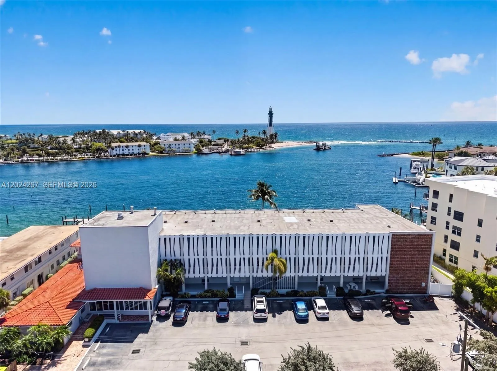 2508 Bay Dr # 112, Pompano Beach FL 33062