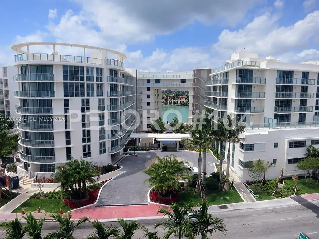 1 bedroom 1 bath for sale at 6620 INDIAN CREEK DR # 104, Miami Beach FL 33141