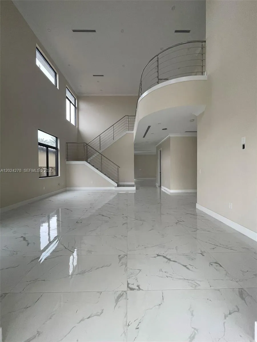 14442 SW 14th St, Miami FL 33184
