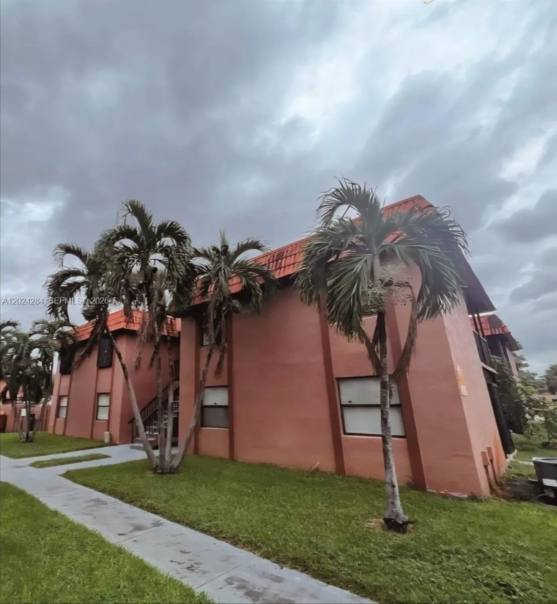 3 bedroom 2 bath for sale at 6480 W 27th Ct # 22, Hialeah FL 33016
