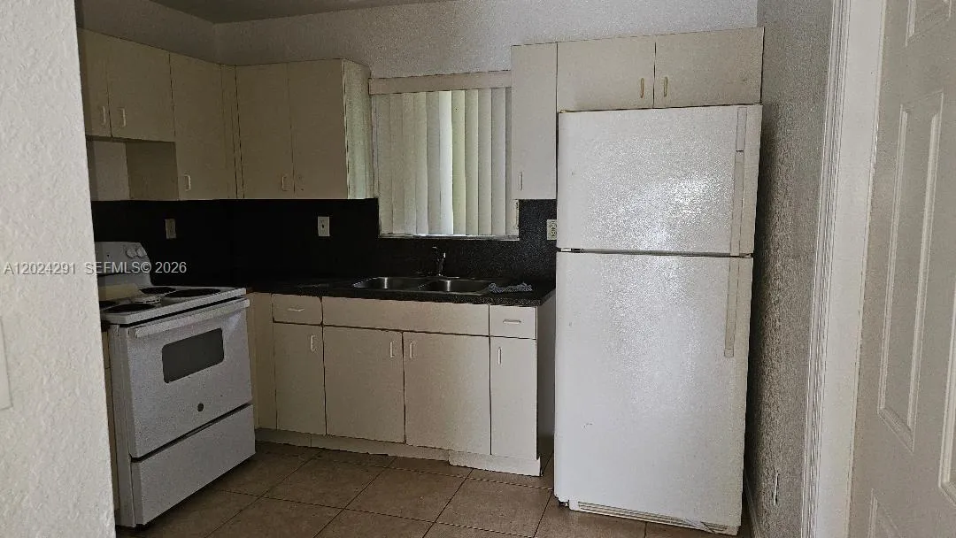 11970 SW 217th St, Miami FL 33170