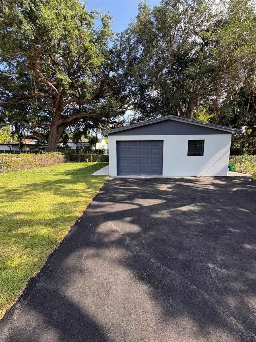 50 NW 51st St, Miami FL 33127