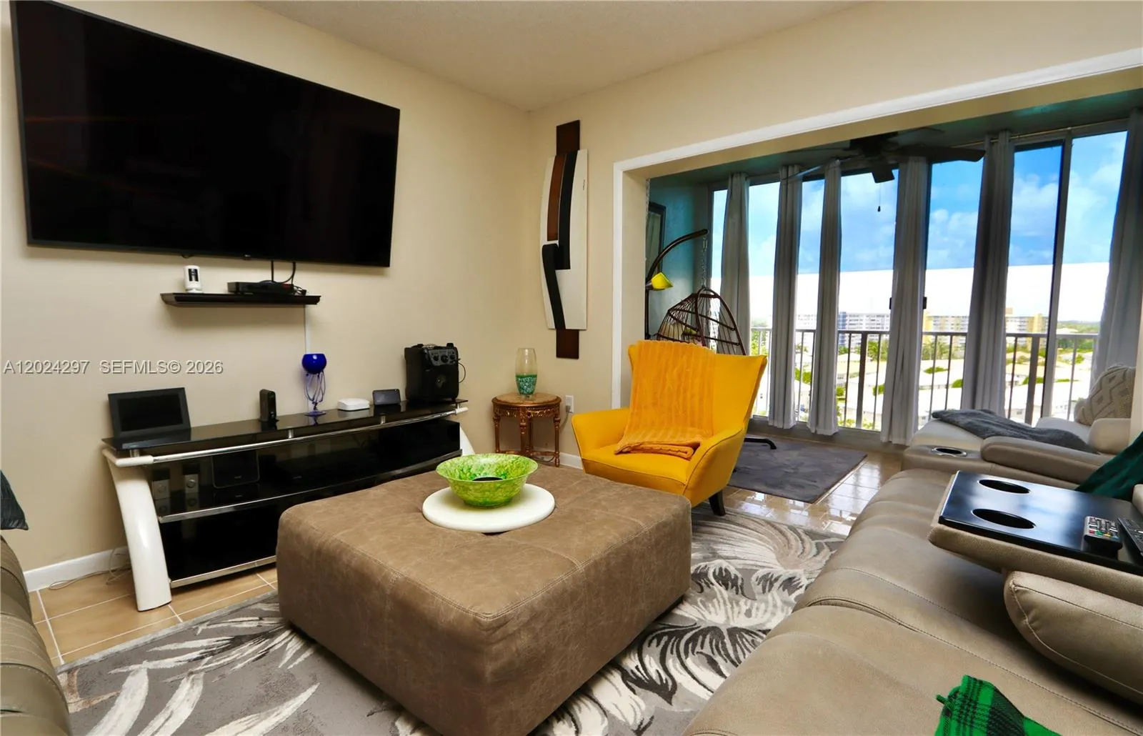 3850 Washington St # 1010, Hollywood FL 33021