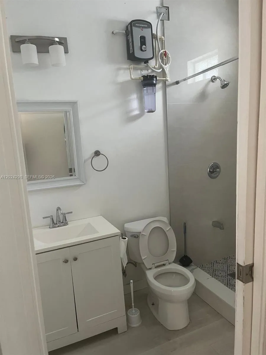 2130 Plunkett Ct # 1, Hollywood FL 33020