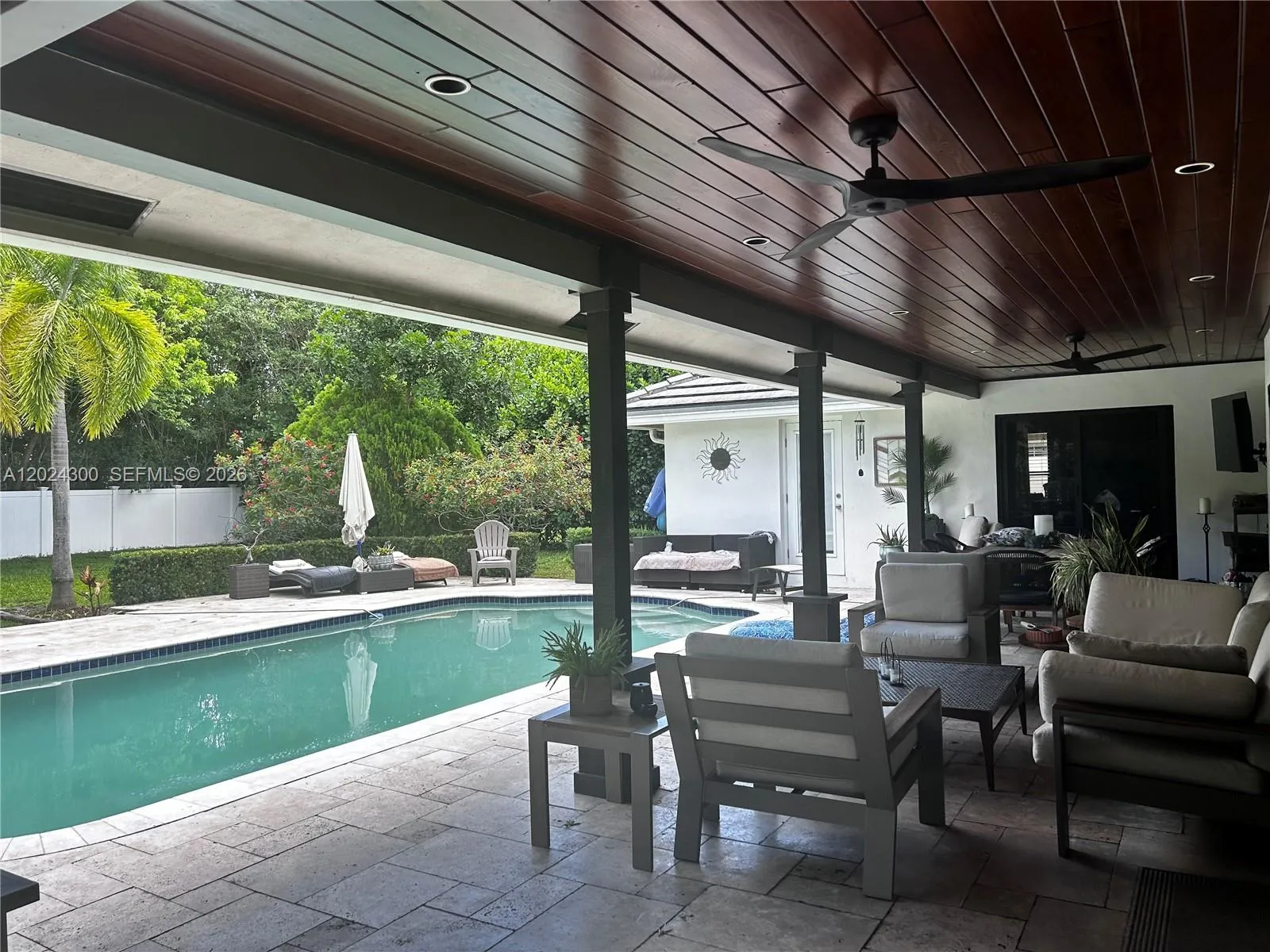 5569 Wind Drift Ln, Boca Raton FL 33433