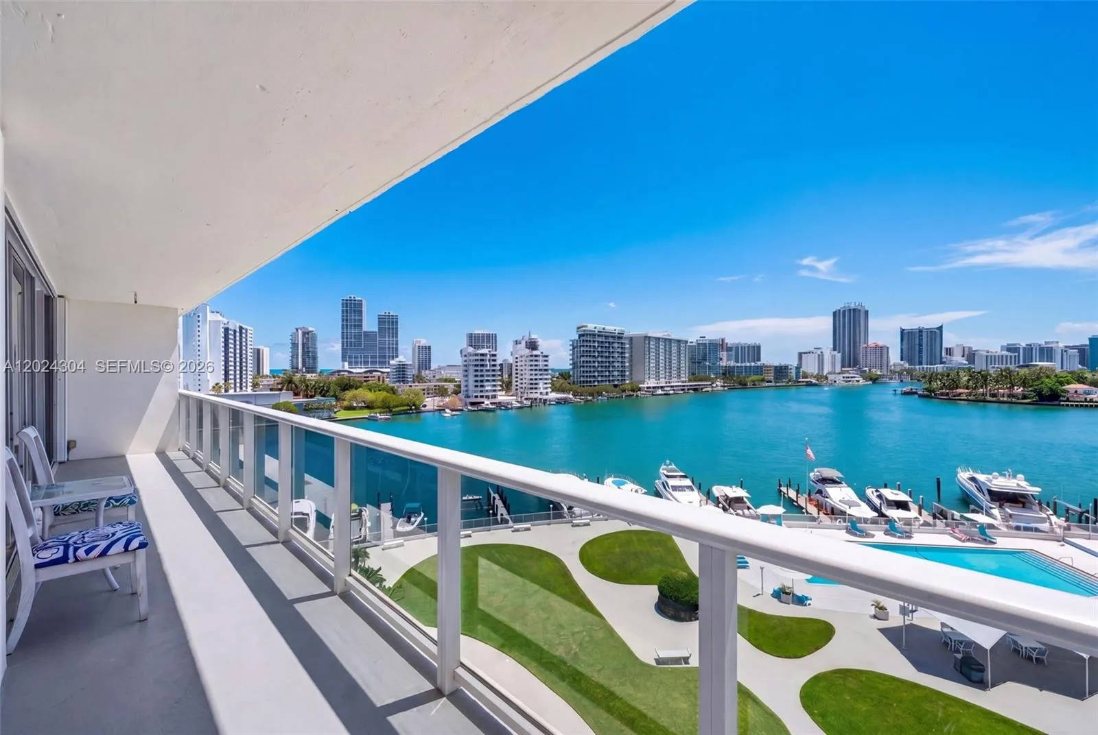 1 bedroom 2 bath for sale at 900 Bay Dr # 606, Miami Beach FL 33141