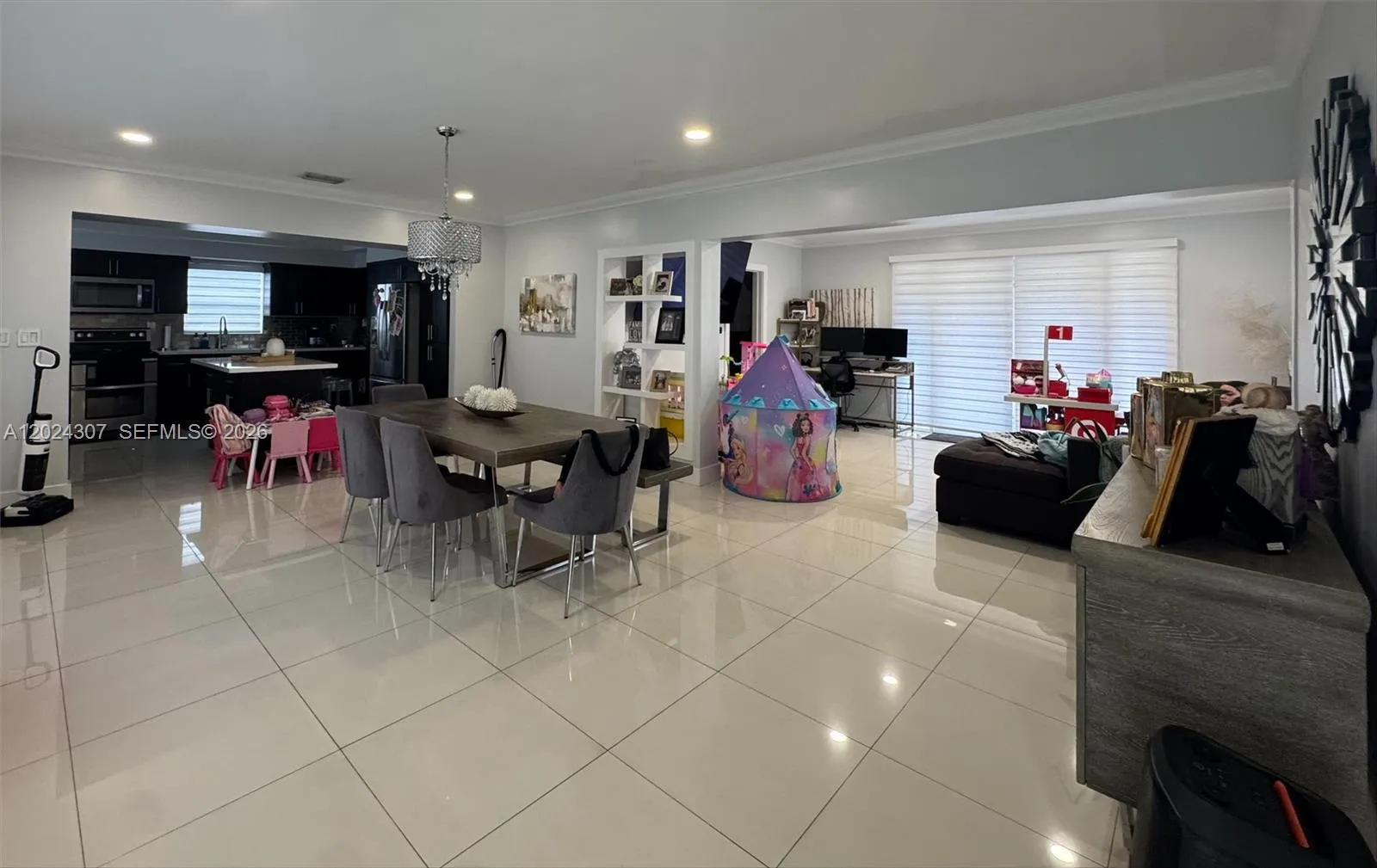 11235 NW 62nd Ave, Hialeah FL 33012