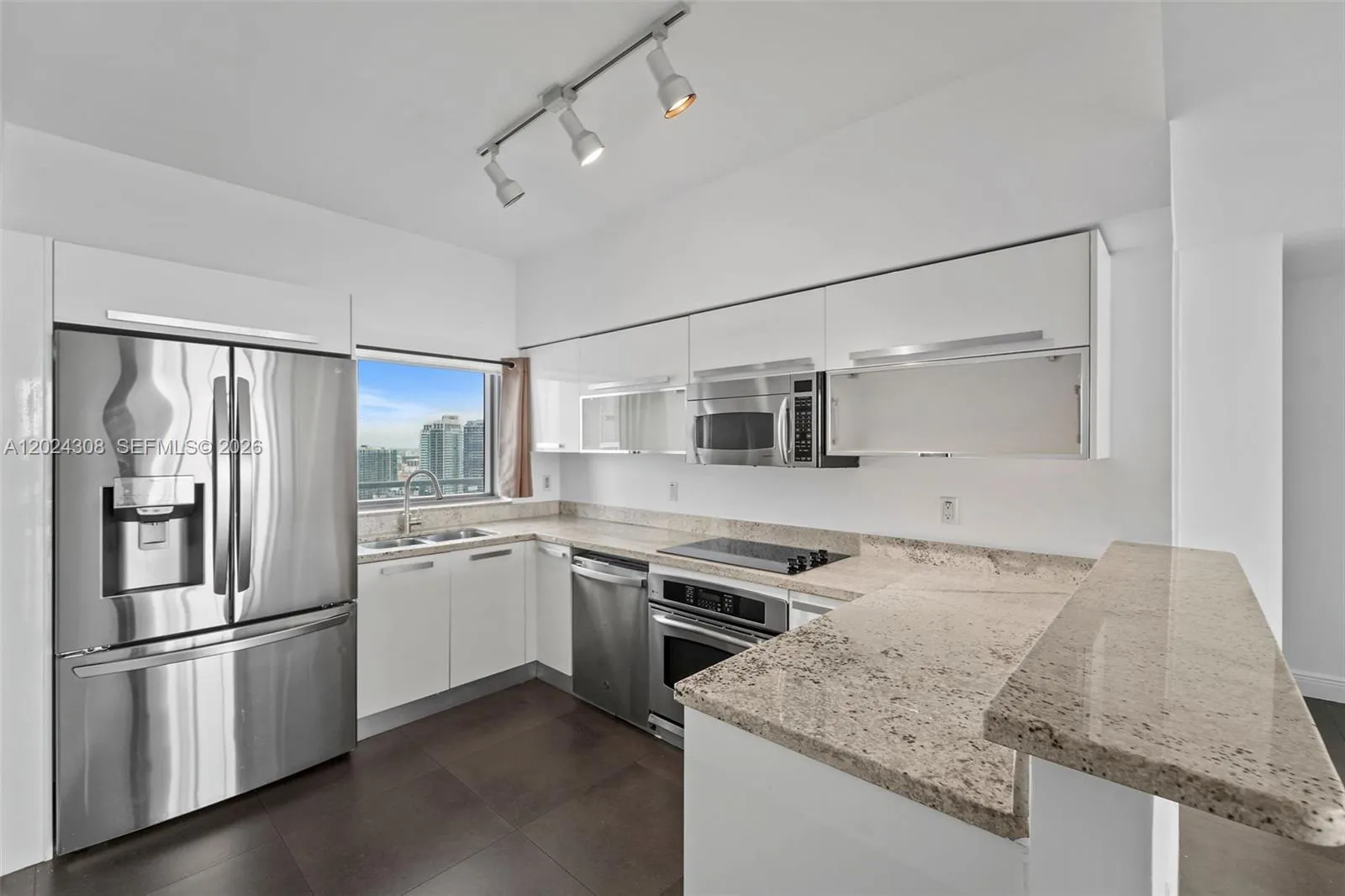601 NE 36th St # 2710, Miami FL 33137