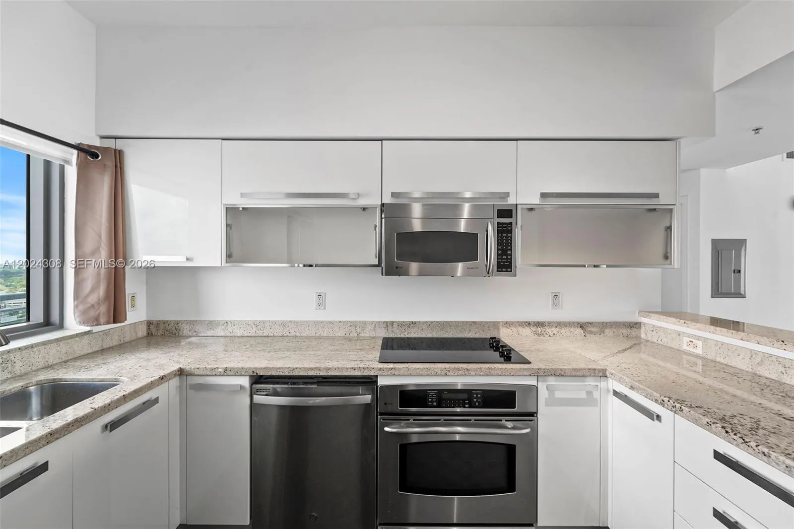 601 NE 36th St # 2710, Miami FL 33137