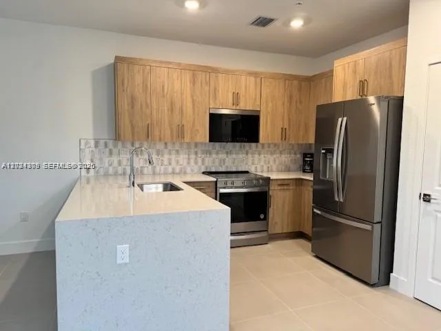 247 SW 169th Ln, Pembroke Pines FL 33027