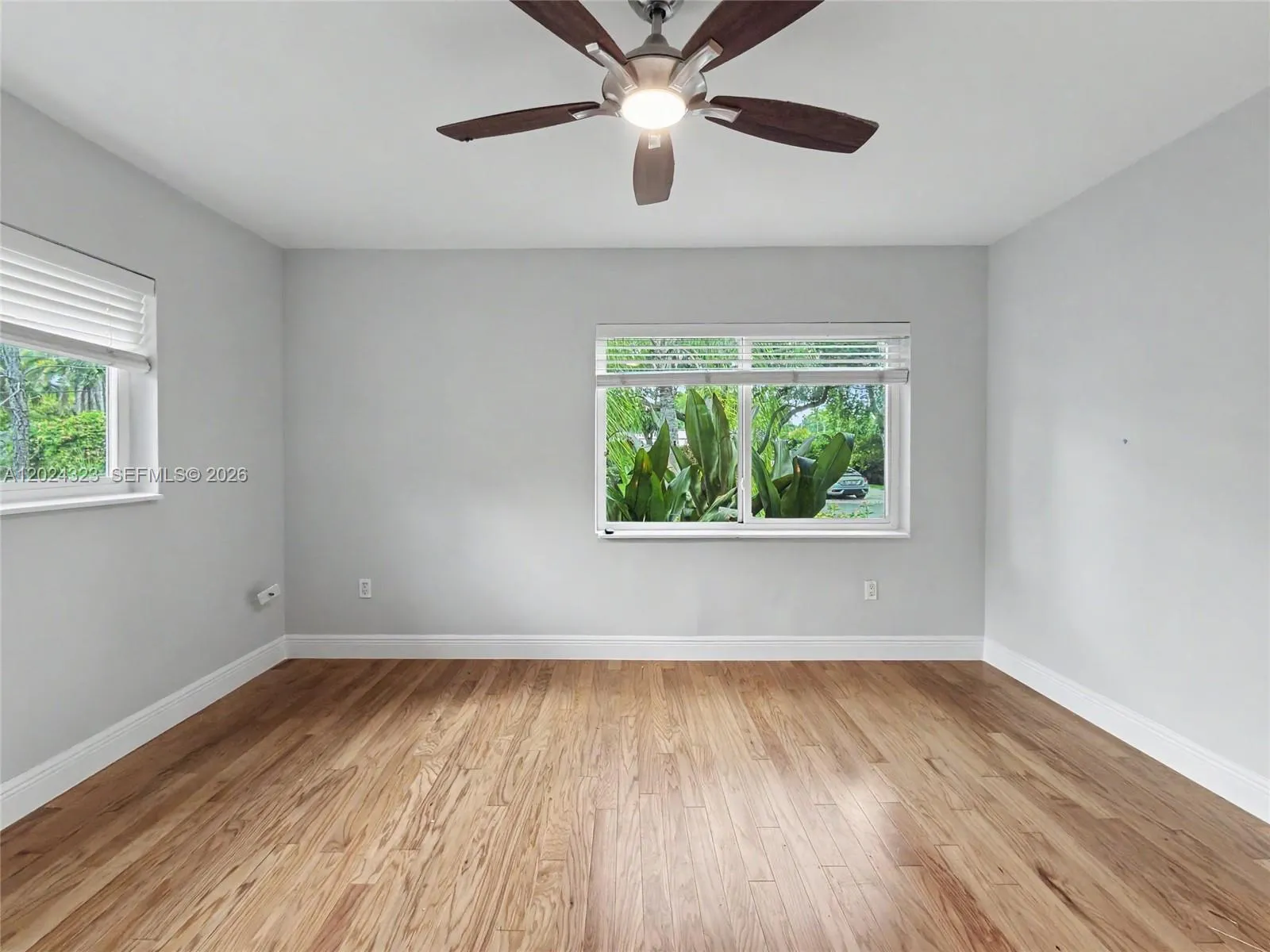 7601 SW 64th Ct, South Miami FL 33143