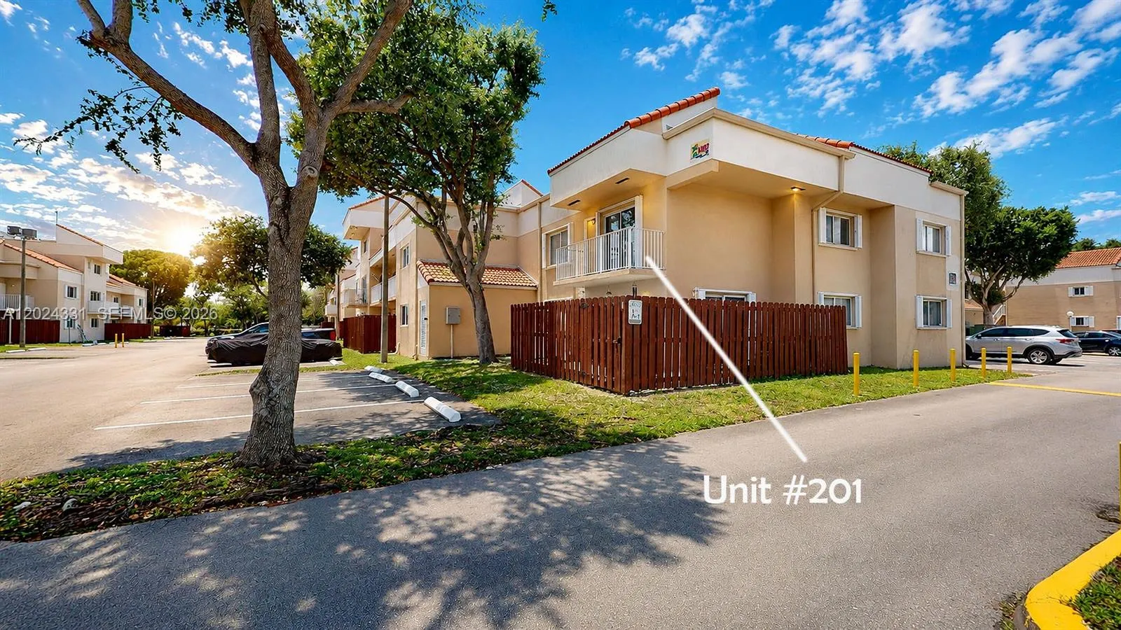 14903 SW 80th St # 201, Miami FL 33193