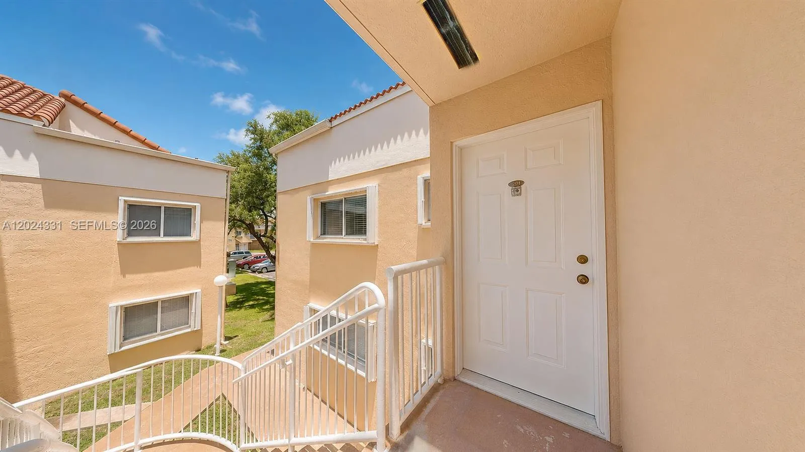 14903 SW 80th St # 201, Miami FL 33193