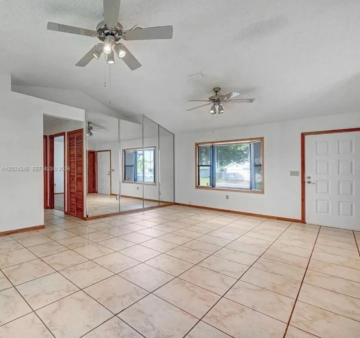 112 SE Vin Rose Cir, Palm Bay FL 32909