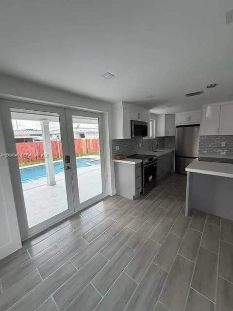 3515-3517 SW 91st Ave, Miami FL 33165