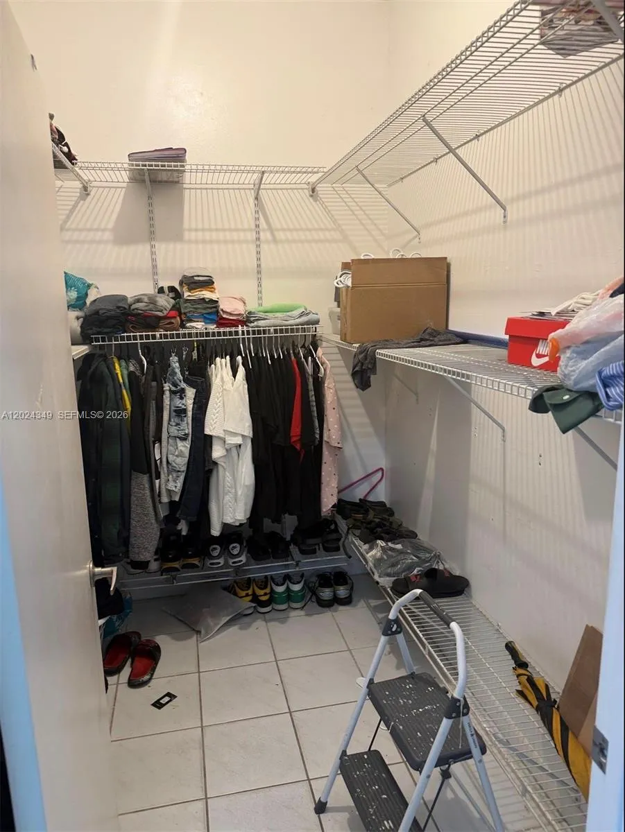 7420 W 20th Ave # 331, Hialeah FL 33016