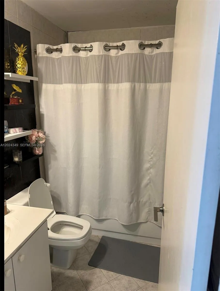 7420 W 20th Ave # 331, Hialeah FL 33016