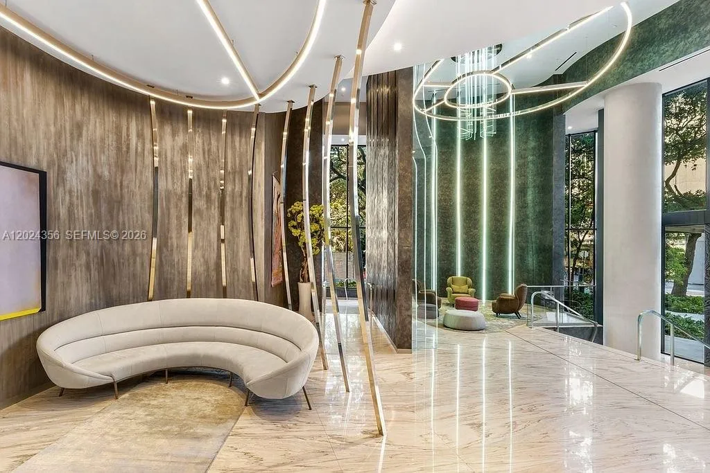 1000 Brickell Plz # 2108, Miami FL 33131