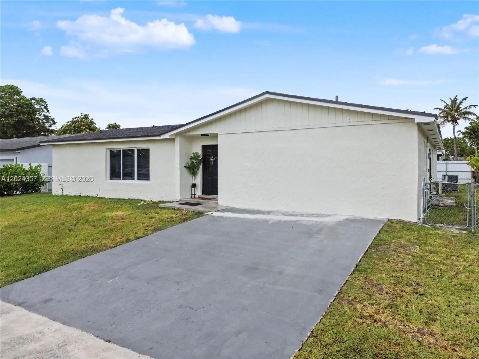16912 SW 107th Pl, Miami FL 33157