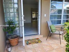 9401 SW 181st St, Palmetto Bay FL 33157