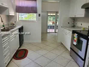 9401 SW 181st St, Palmetto Bay FL 33157