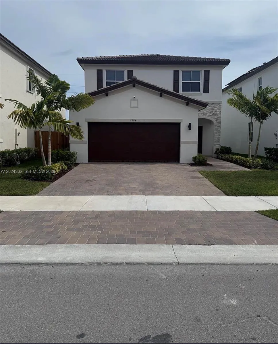 2584 SE 25th Ct, Homestead FL 33035