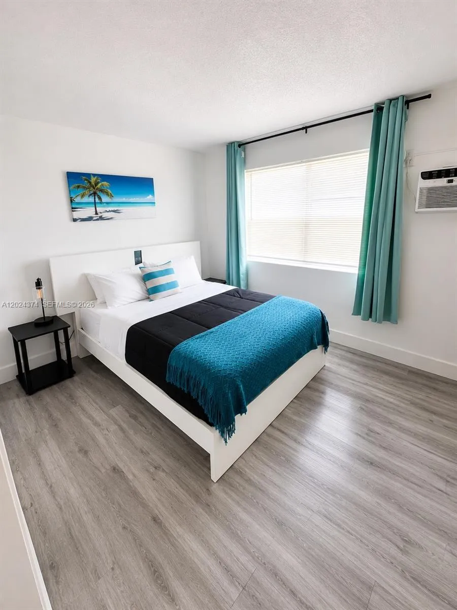 3210 Canal Dr # 6, Pompano Beach FL 33062