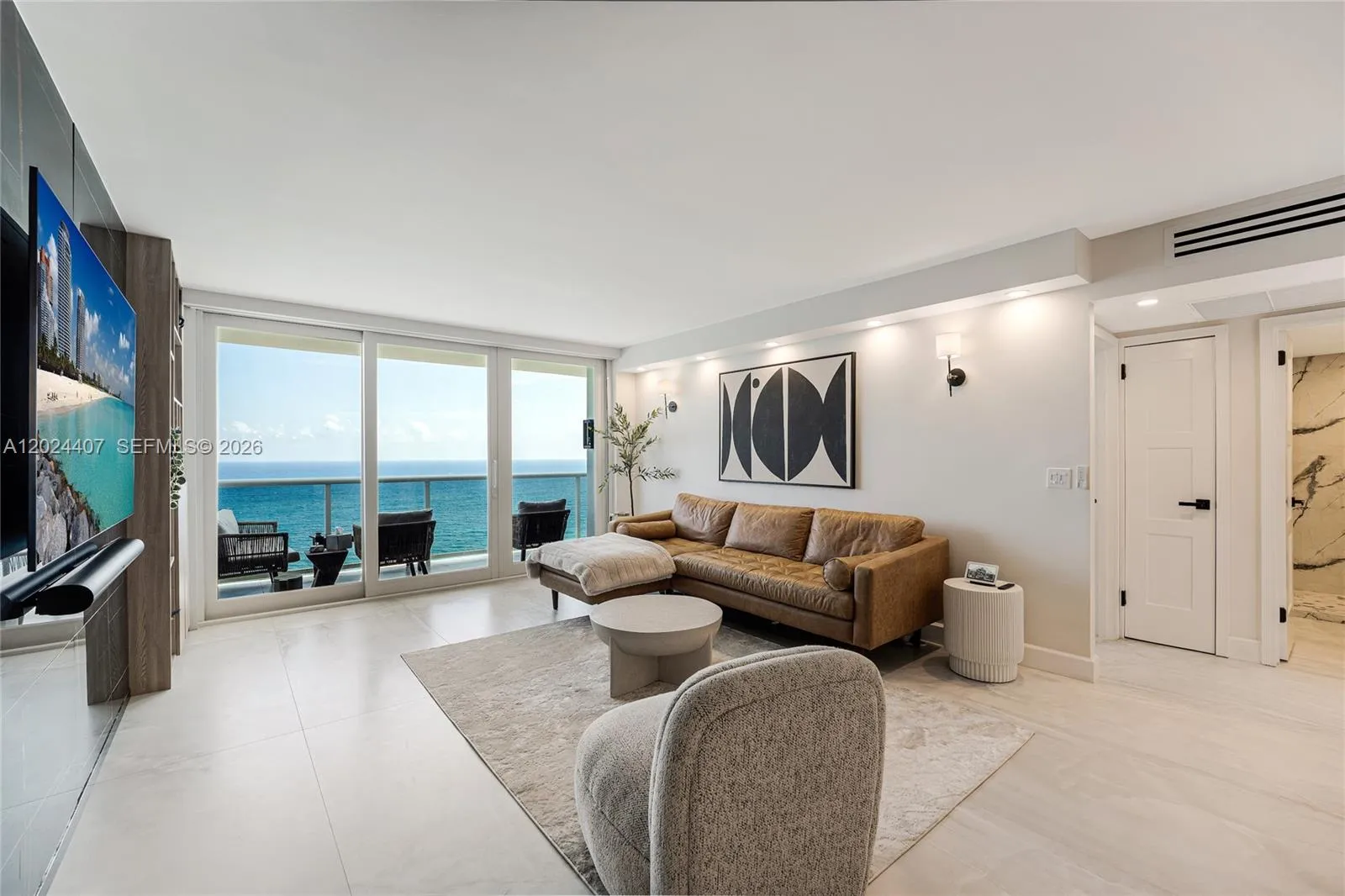 3140 S Ocean Dr # 2406, Hallandale Beach FL 33009