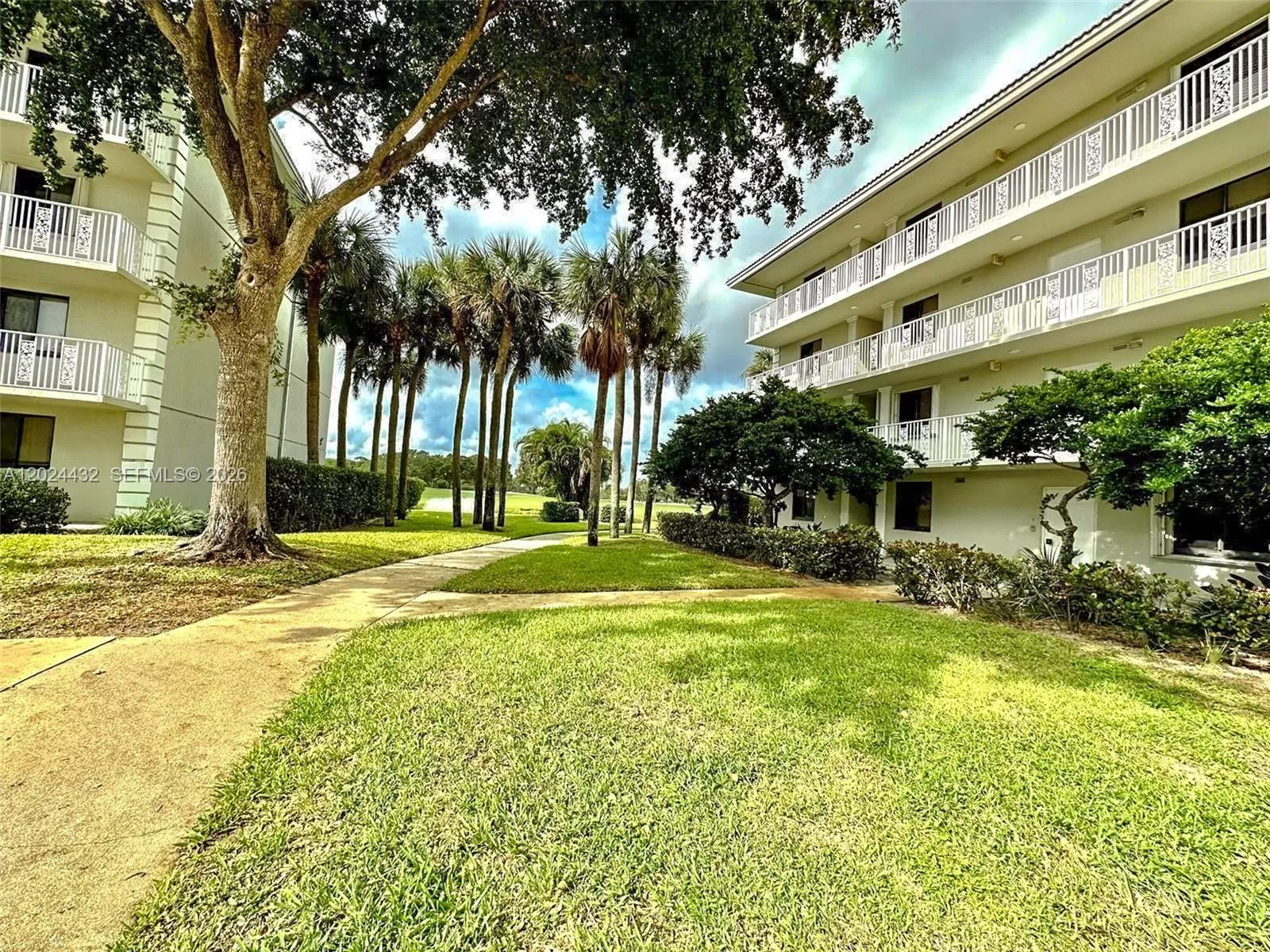 2621 Village Blvd # 102, West Palm Beach FL 33409