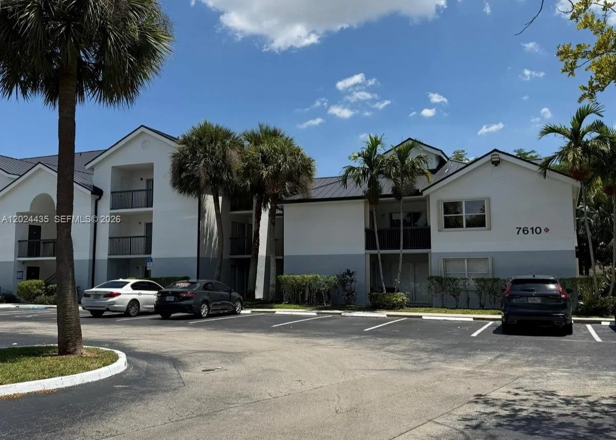 7610 Westwood Dr # 122, Tamarac FL 33321