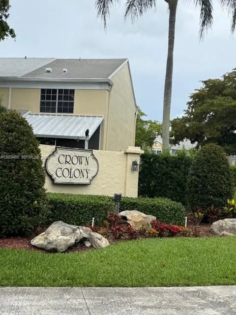 2856 Cambridge Ln, Cooper City FL 33026