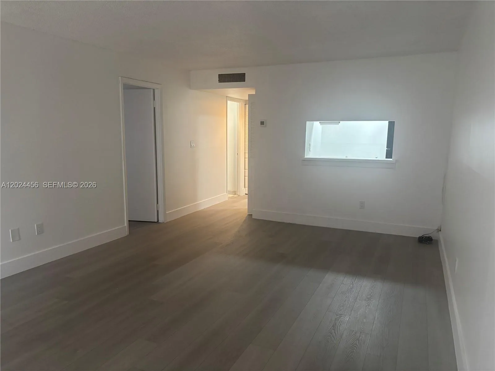 484 NW 165th St Rd # 111, Miami FL 33169