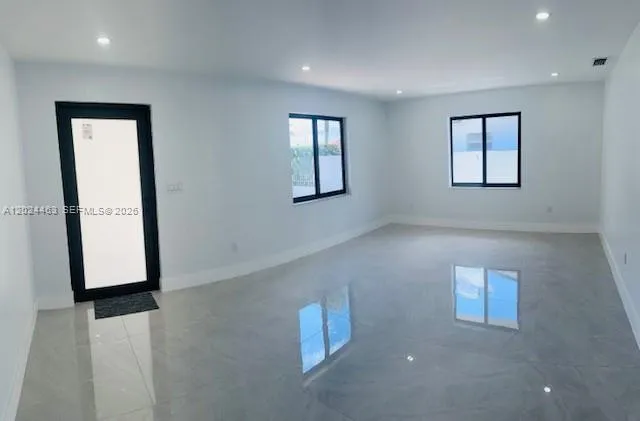 11870 SW 5th # 1, Miami FL 33184