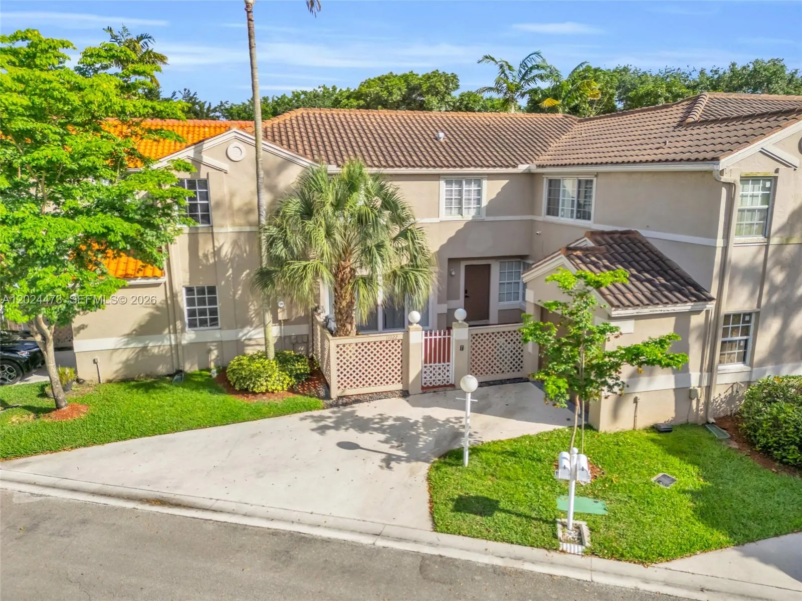 11022 Chandler Dr, Cooper City FL 33026