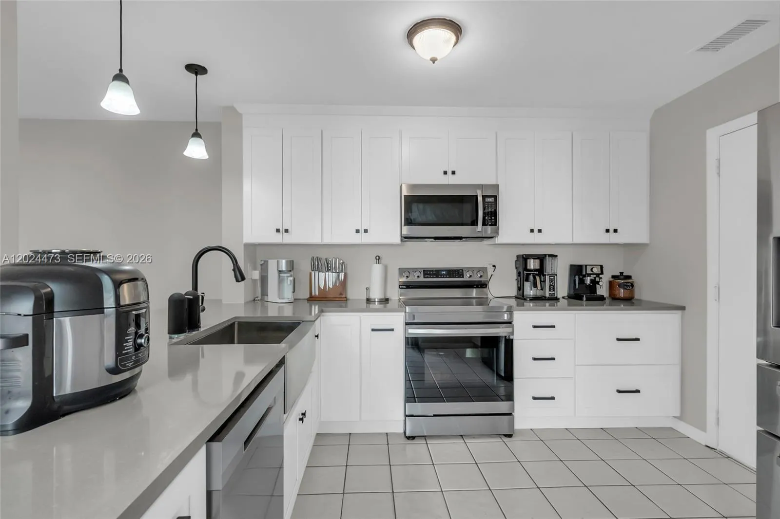 11022 Chandler Dr, Cooper City FL 33026