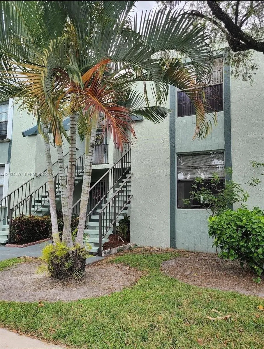 7396 NW 18th St # 104, Margate FL 33063