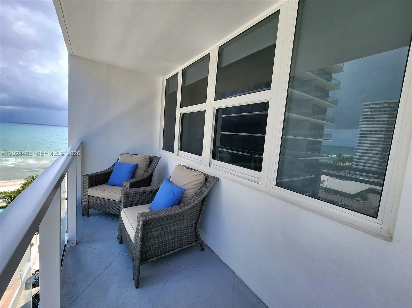 2030 S Ocean Dr # 923, Hallandale Beach FL 33009