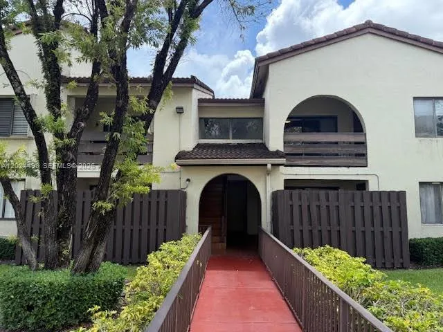 2 bedroom 2 bath for sale at 8911 SW 123rd Ct # 203, Miami FL 33186