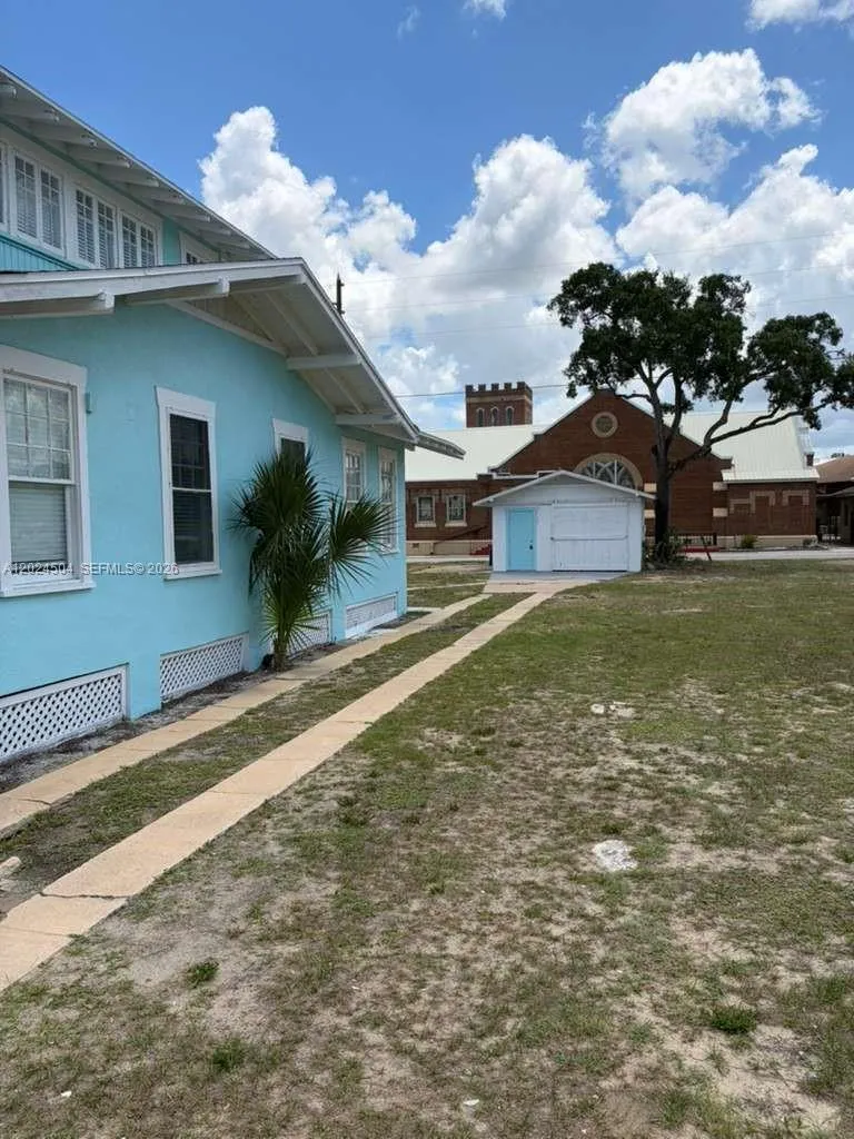 1870 Lakeview Dr # 2, Sebring FL 33870