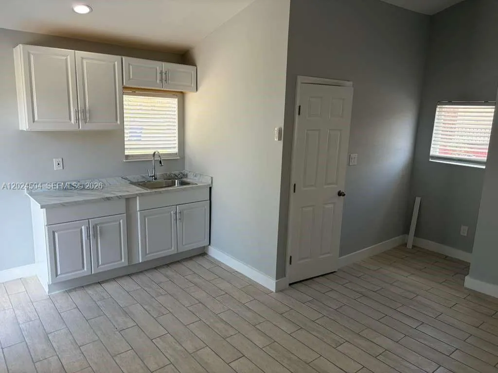 1870 Lakeview Dr # 2, Sebring FL 33870