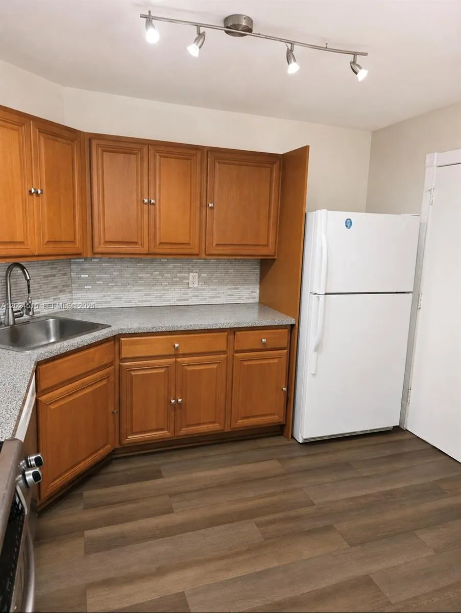 3330 Spanish Moss Ter # 108, Lauderhill FL 33319