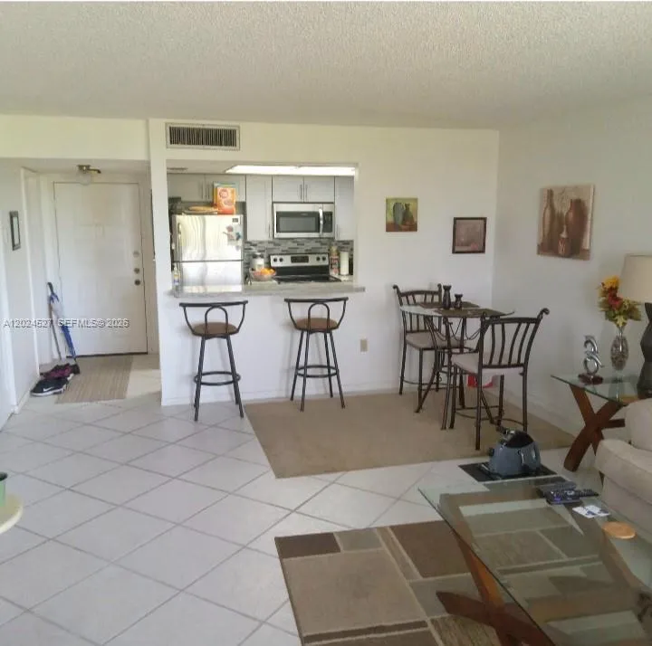 5570 NW 44th St # 507A, Lauderhill FL 33319