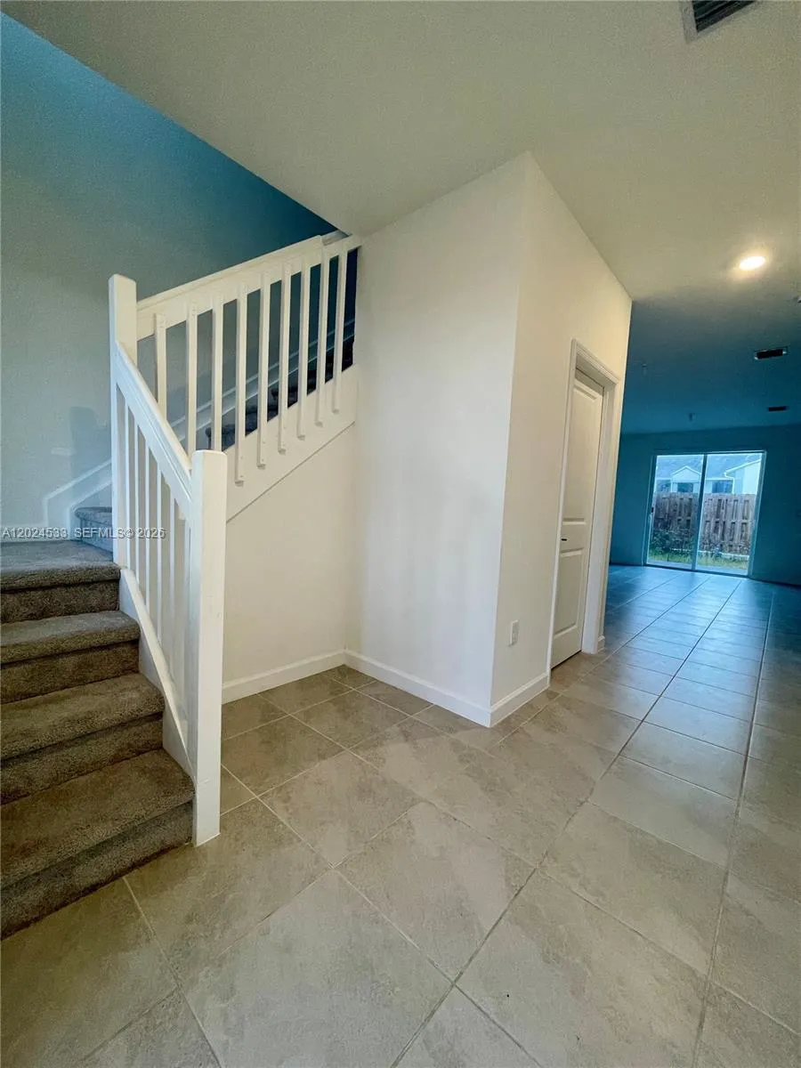 708 SE 13th Ct, Homestead FL 33034