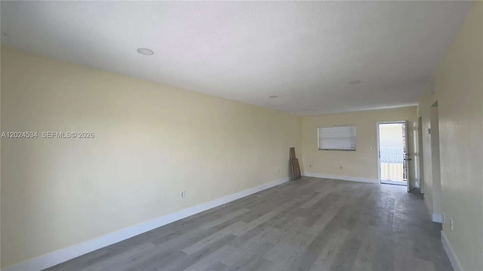 12890 NE 8th Ave # 302, North Miami FL 33161
